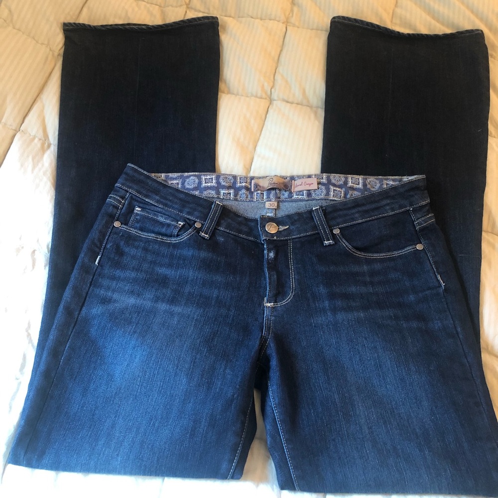 PAIGE Laurel Canyon size 30 jeans. Paige bootcut